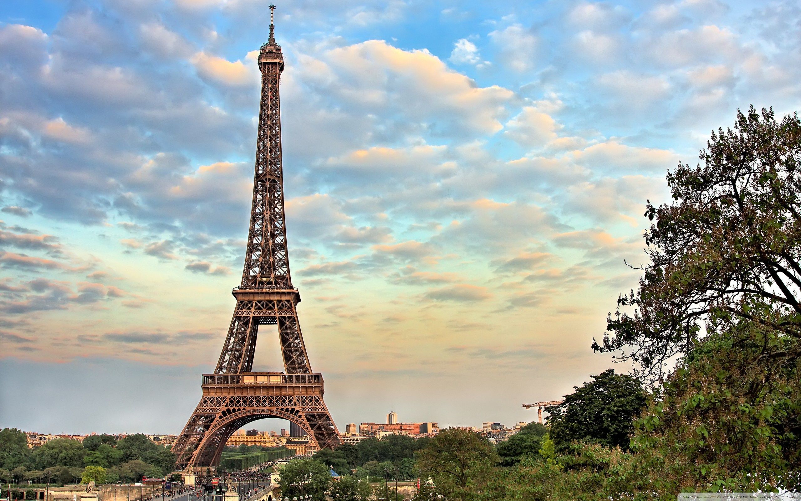 Detail Eiffel Tower High Definition Nomer 12
