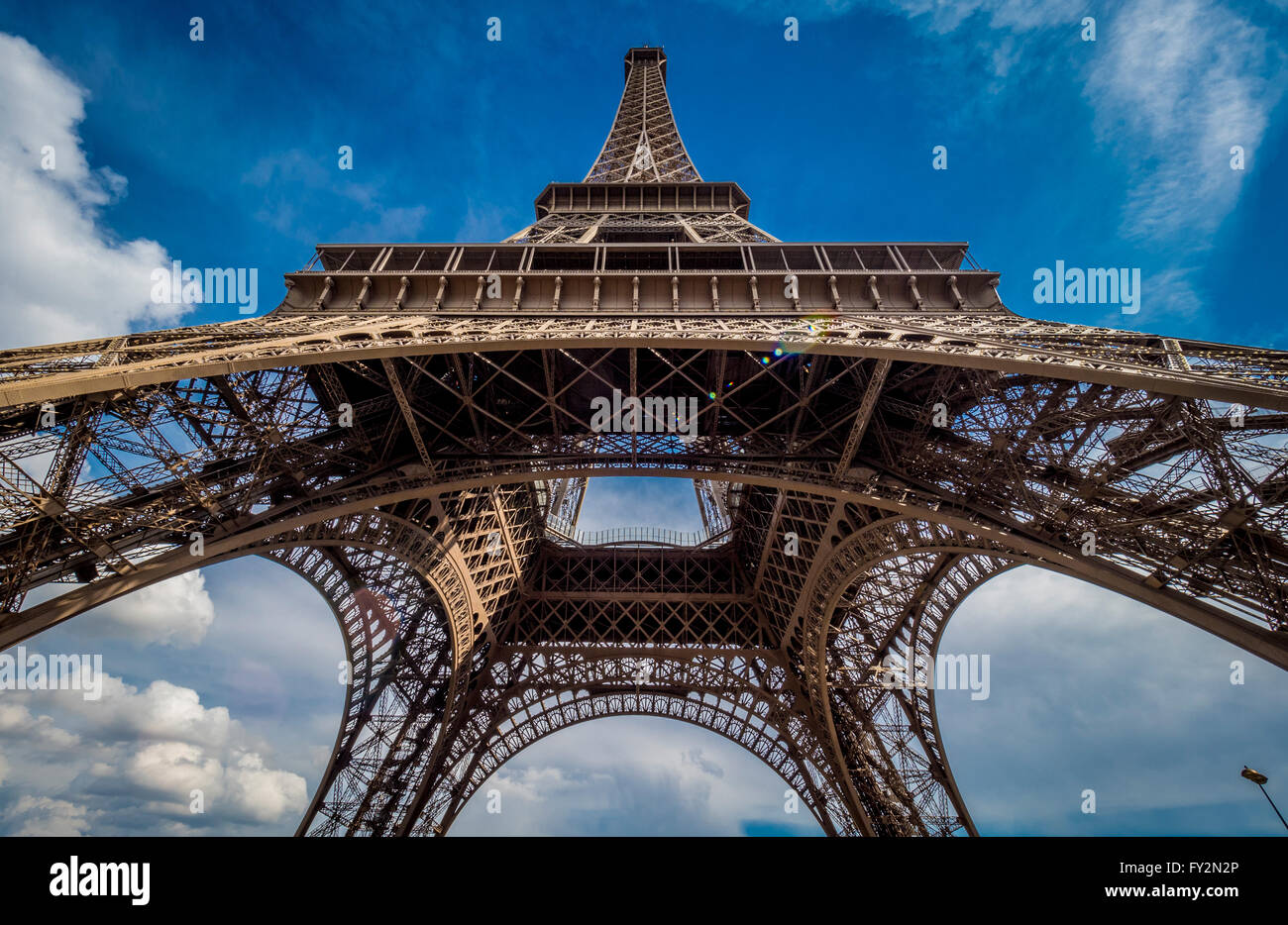 Detail Eiffel Tower High Definition Nomer 48