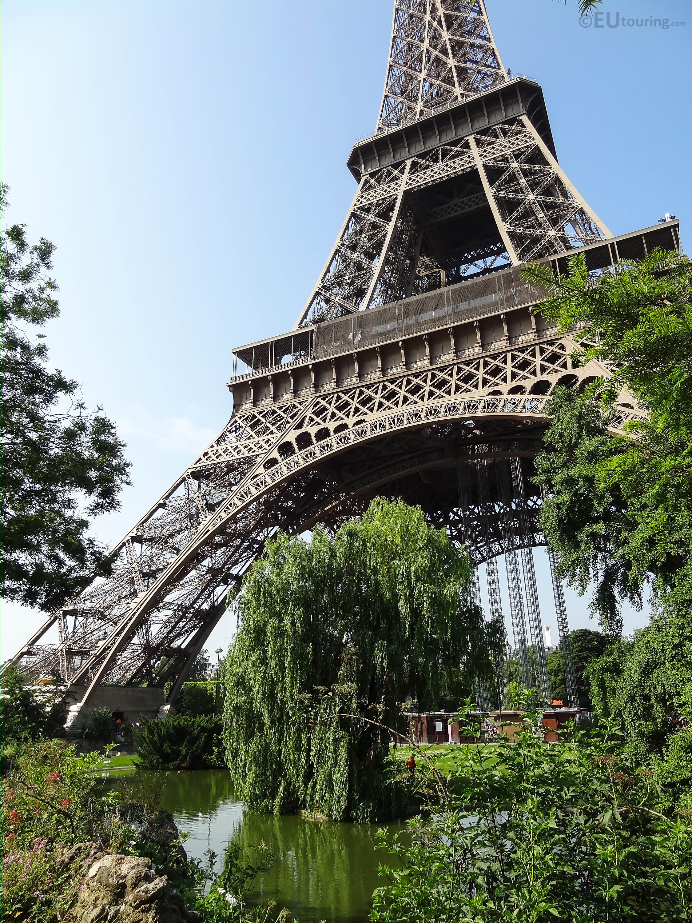 Detail Eiffel Tower High Resolution Nomer 26