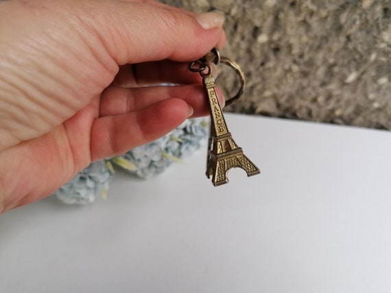 Detail Eiffel Tower Keychain Nomer 36