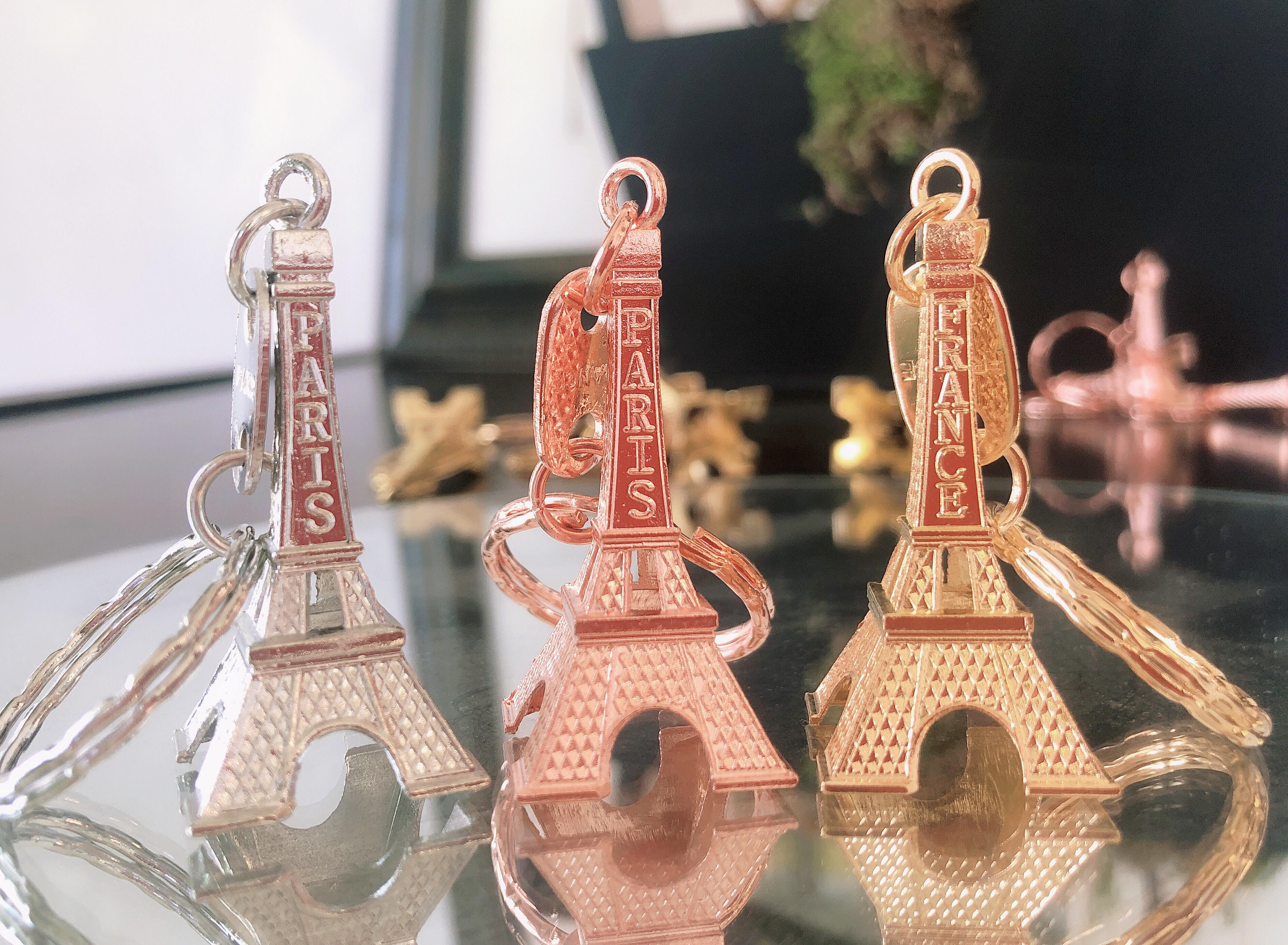 Detail Eiffel Tower Keychain Nomer 39