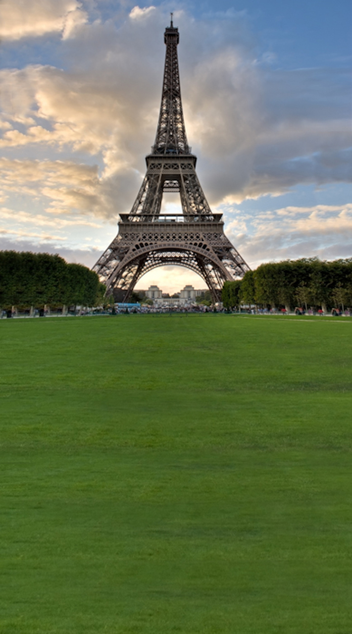 Detail Eiffel Tower Photo Background Nomer 30