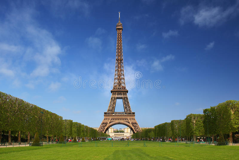 Detail Eiffel Tower Stock Photo Nomer 11