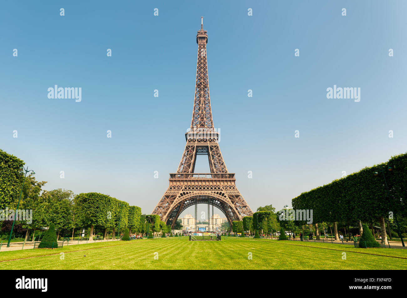 Detail Eiffel Tower Stock Photo Nomer 24