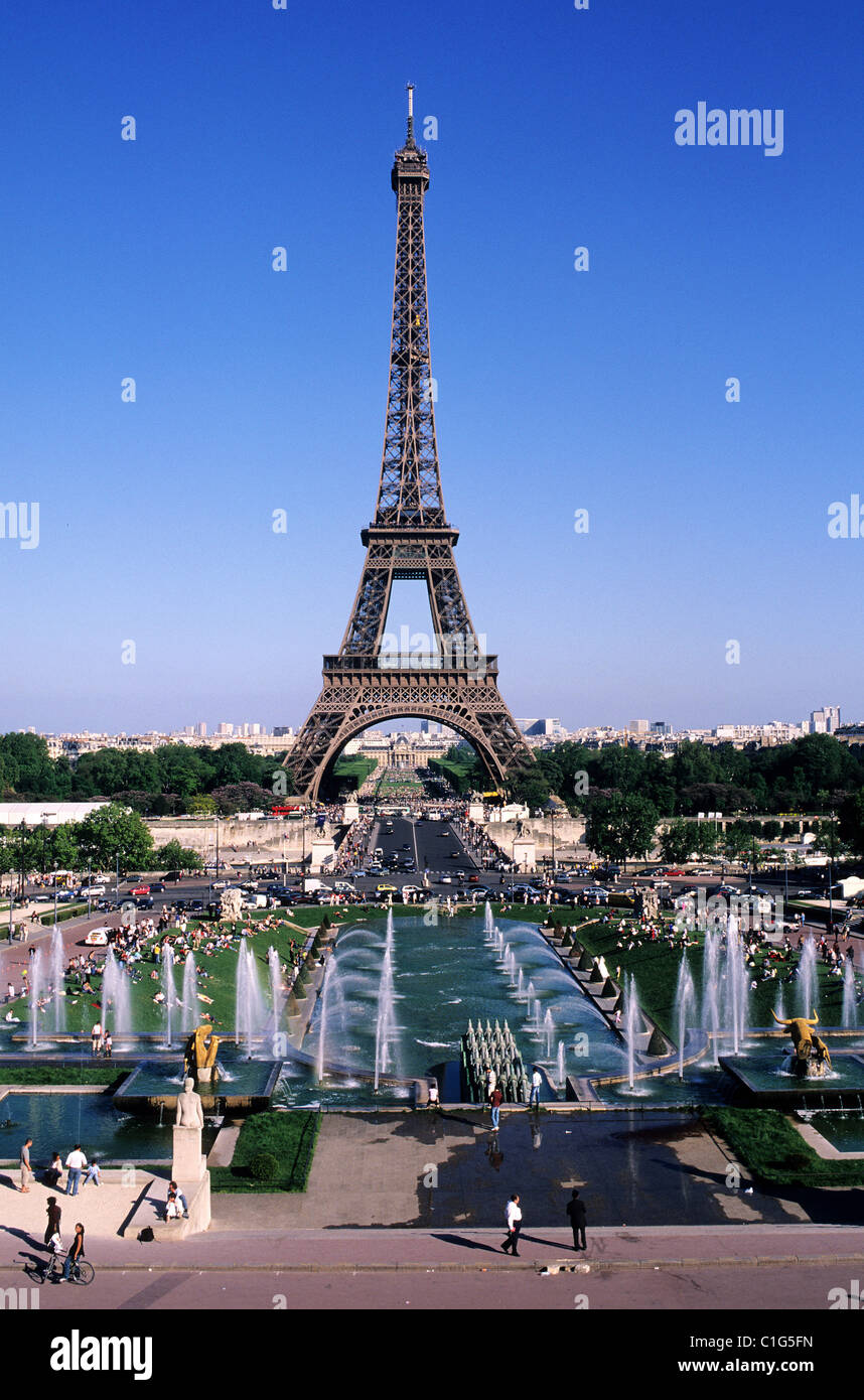 Detail Eiffel Tower Stock Photo Nomer 33