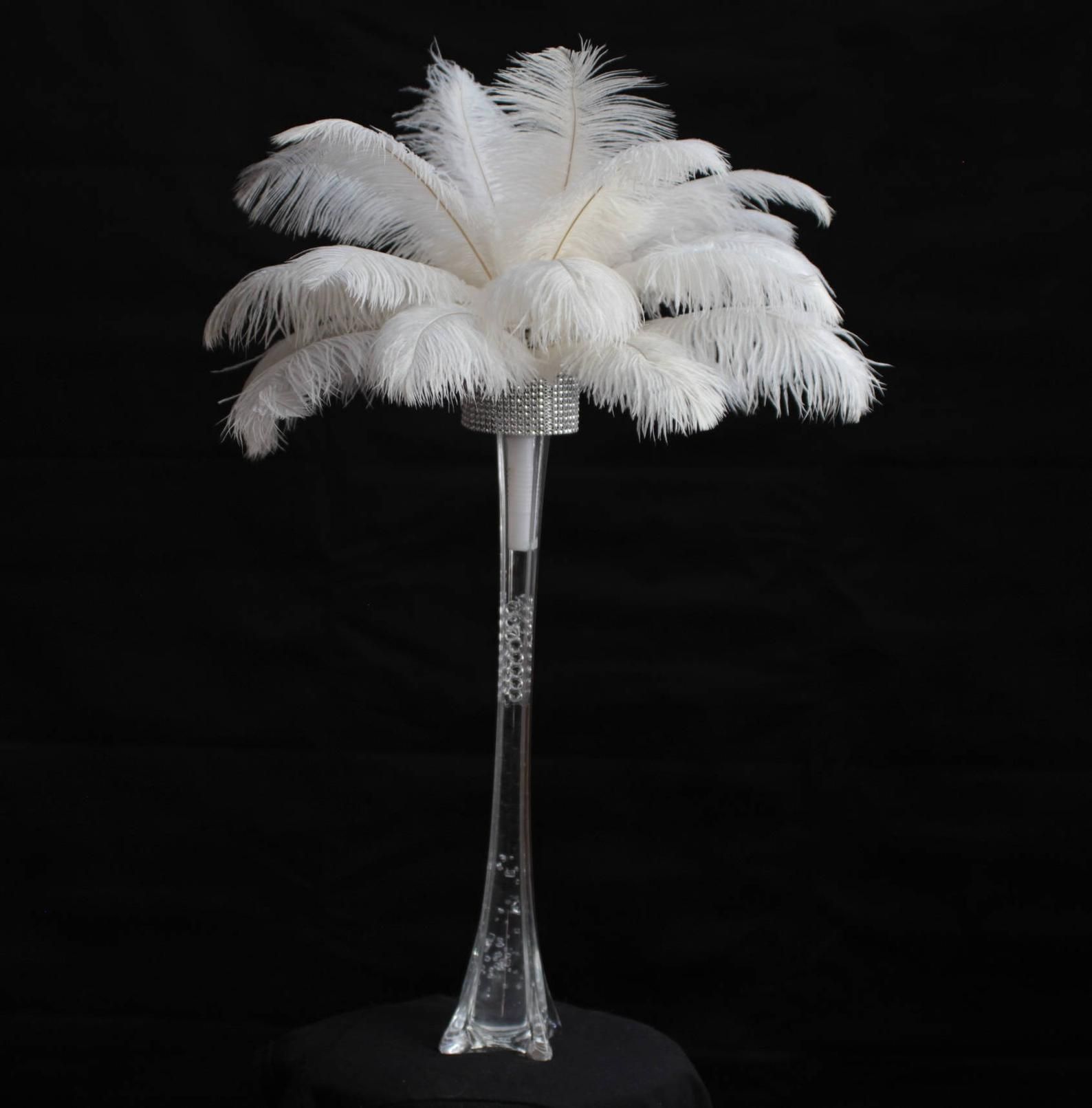 Detail Eiffel Tower Vase With Ostrich Feathers Nomer 21