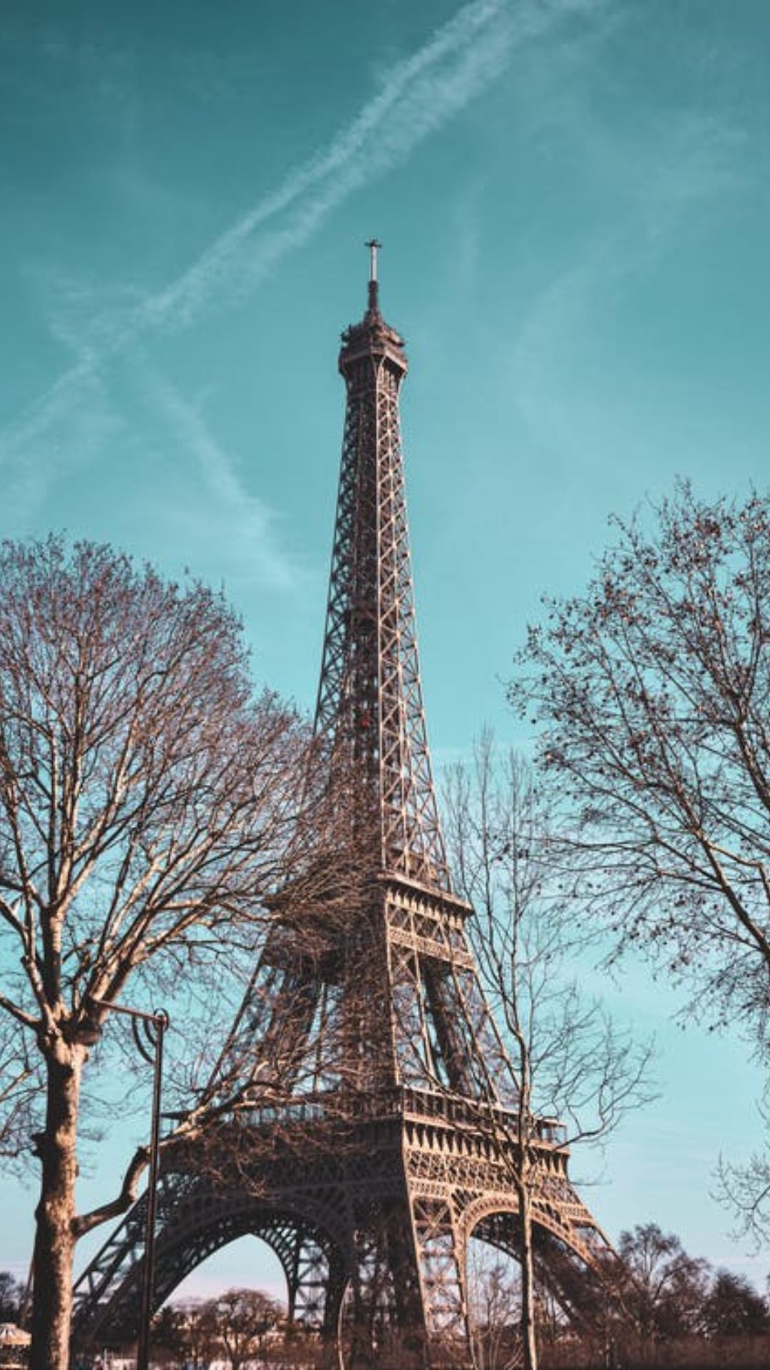 Download Eiffel Tower Wallpaper Nomer 32