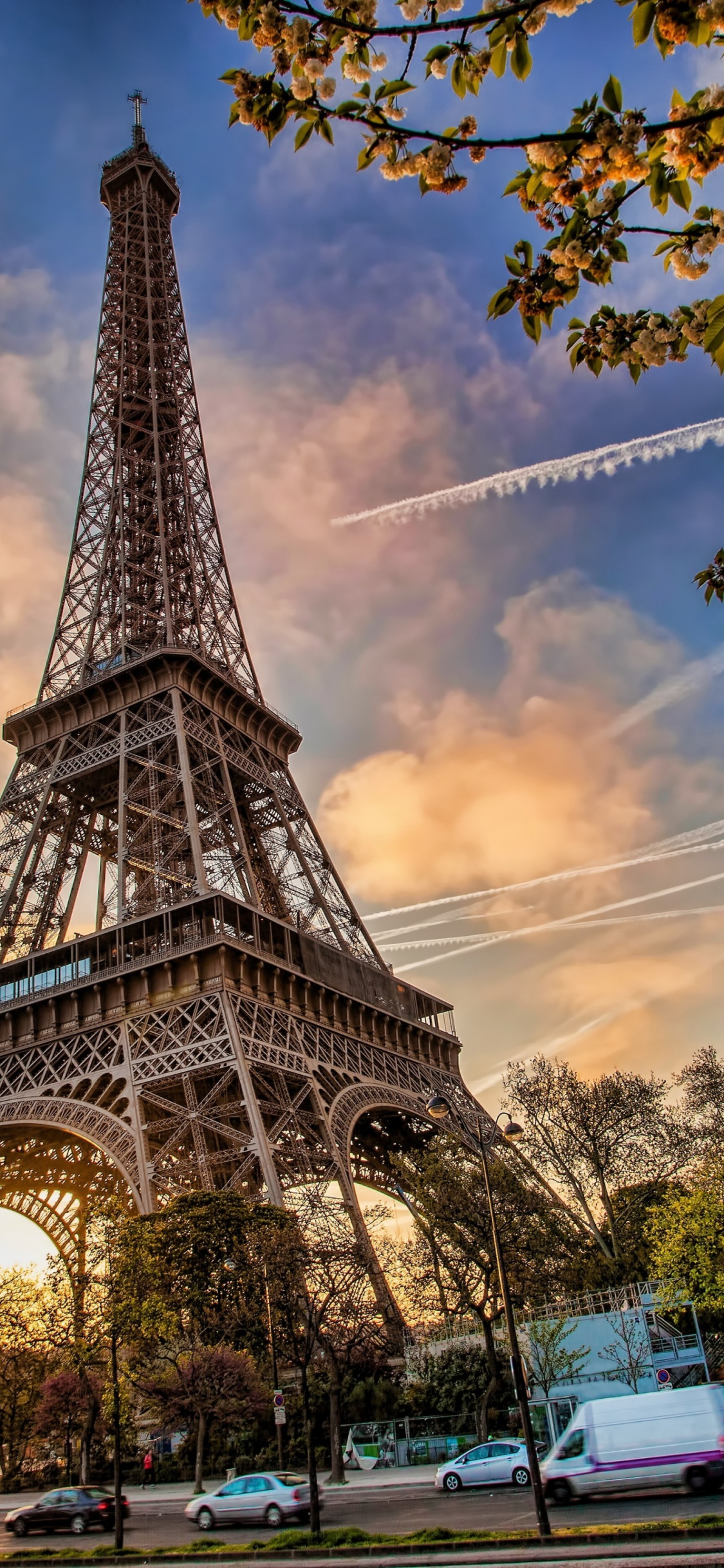 Detail Eiffel Tower Wallpaper Nomer 35