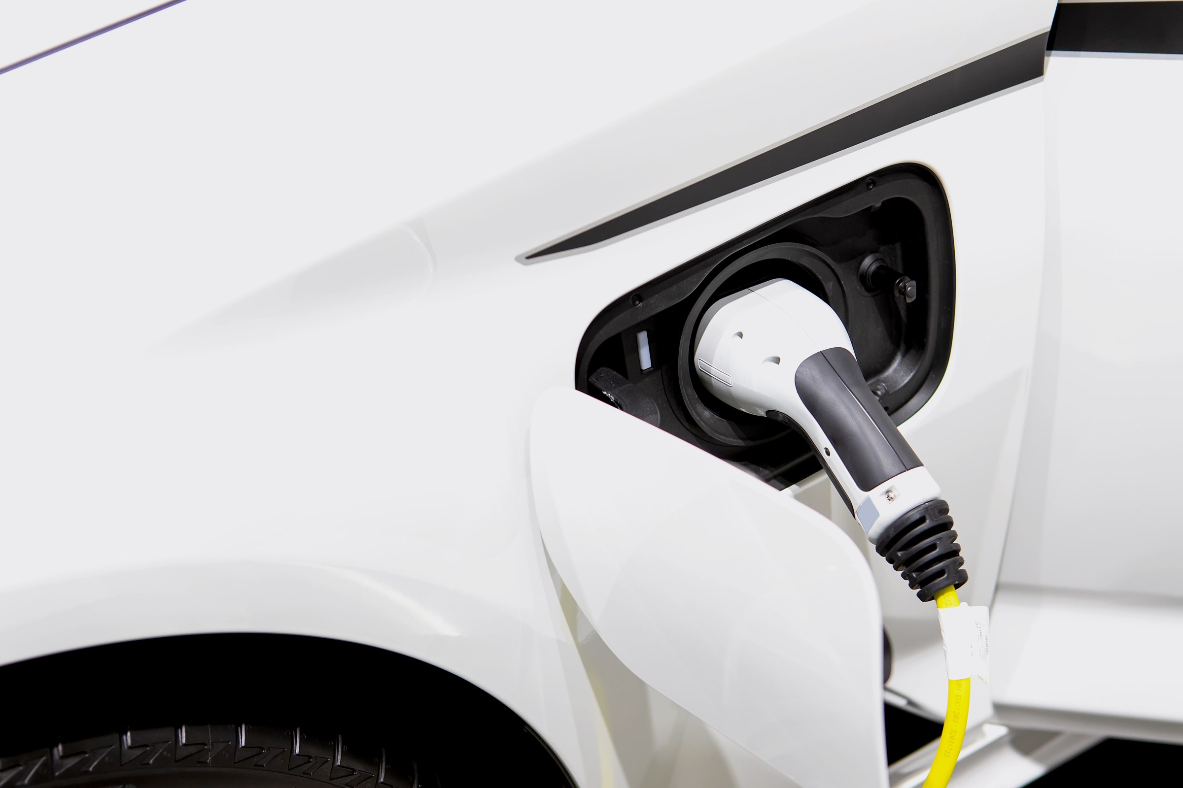 Detail Electric Car Images Nomer 32