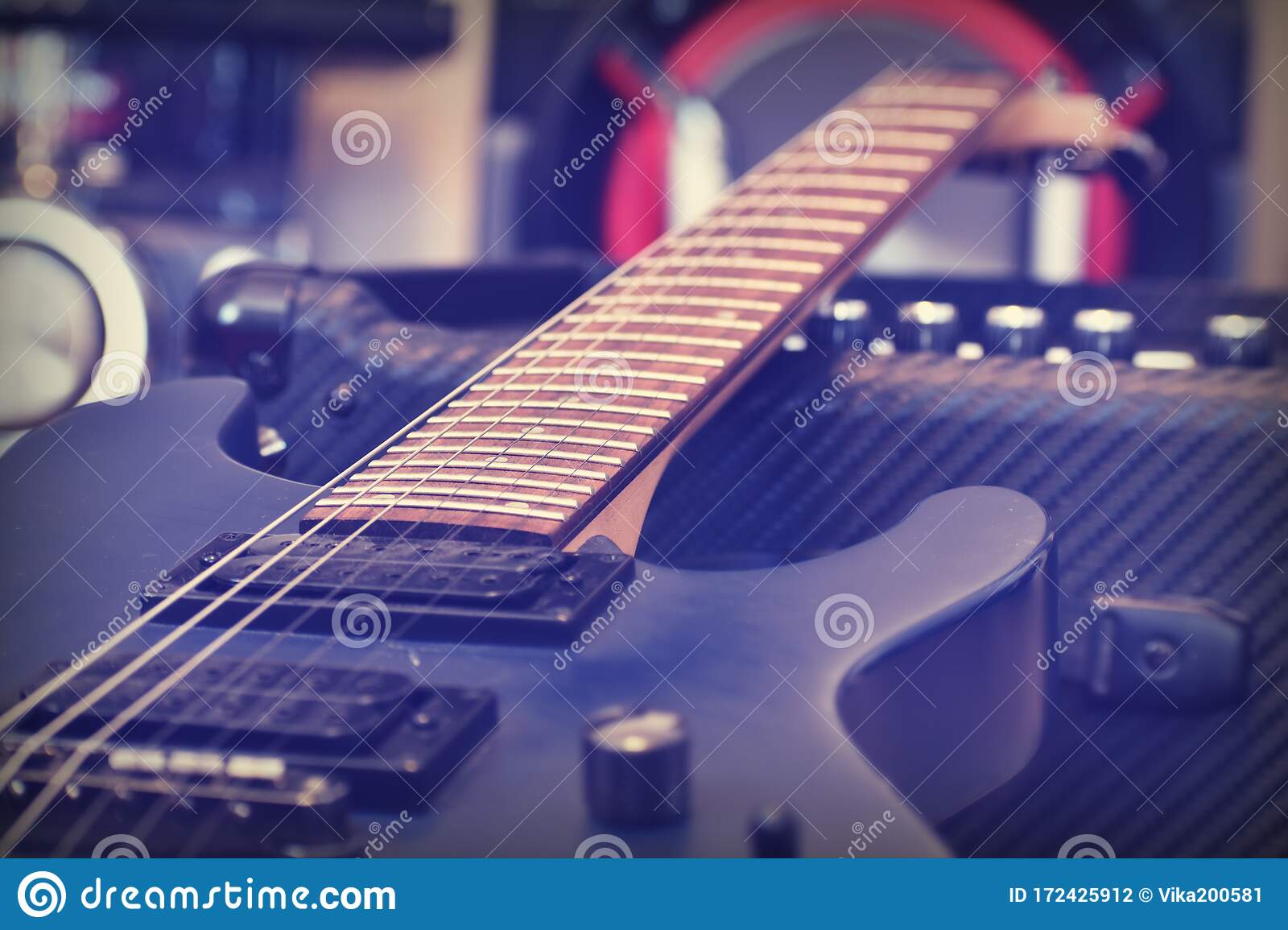 Detail Electric Guitar Background Nomer 32