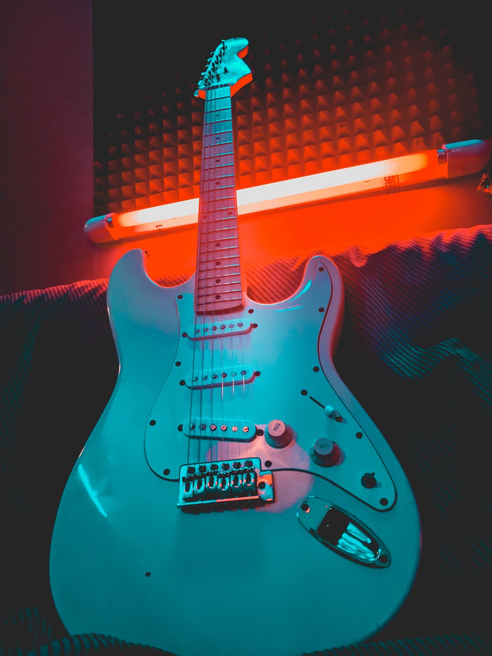 Detail Electric Guitar Background Nomer 50