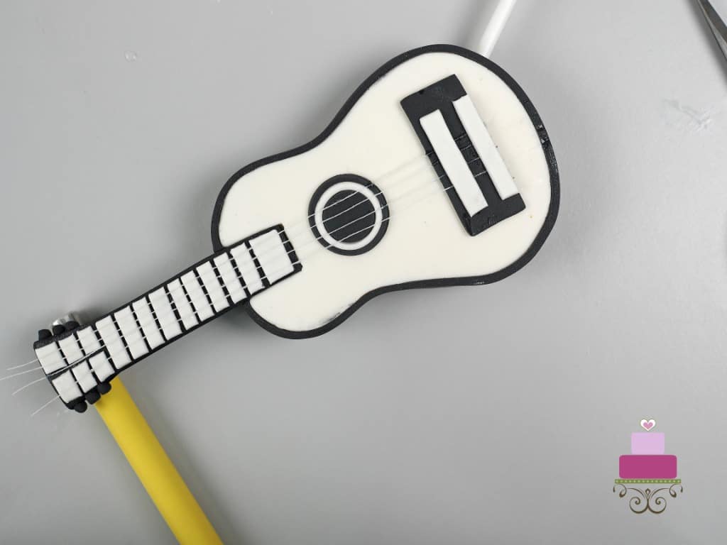 Detail Electric Guitar Cake Template Nomer 38