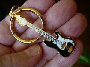 Detail Electric Guitar Keychain Nomer 25