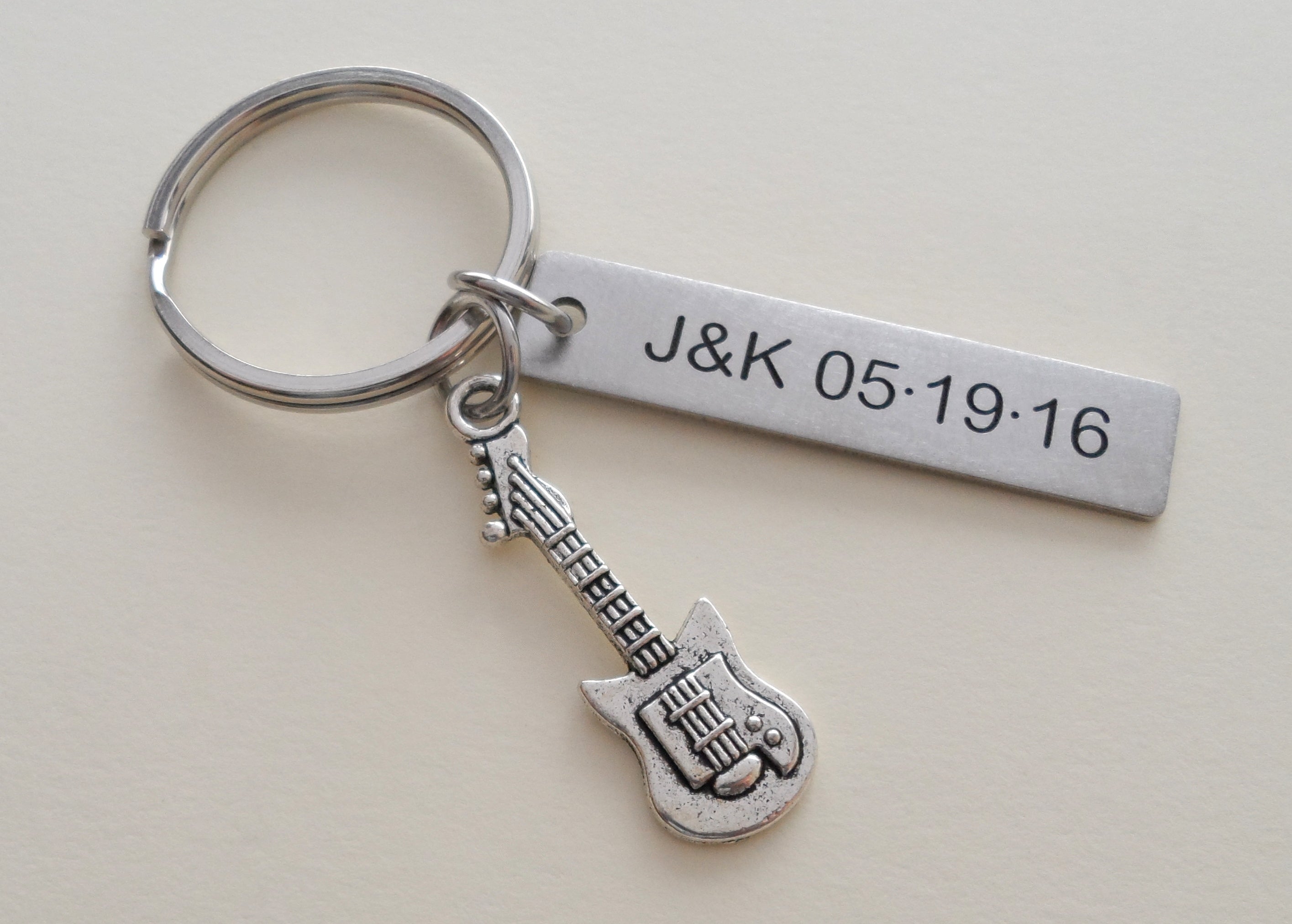 Detail Electric Guitar Keychain Nomer 30