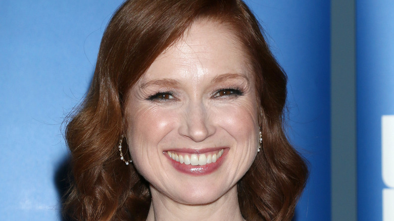 Detail Ellie Kemper Hot Nomer 46