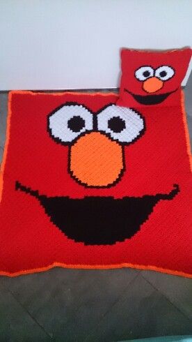 Detail Elmo Blanket And Pillow Nomer 18