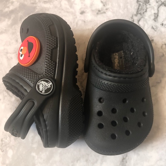 Detail Elmo Crocs Nomer 38