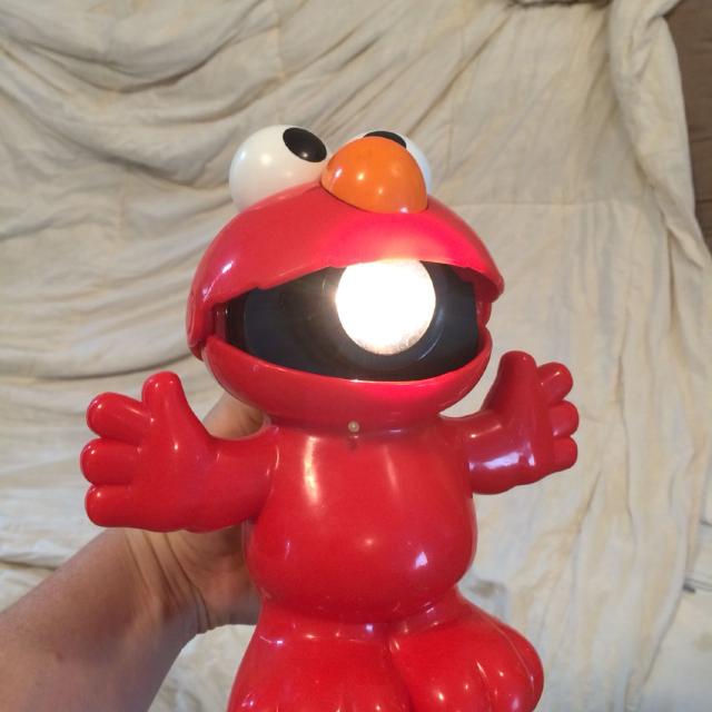 Detail Elmo Flashlight Nomer 12