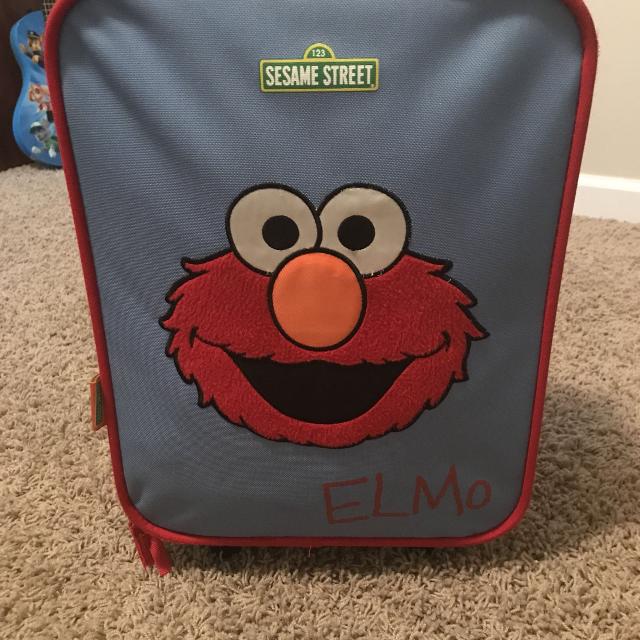 Detail Elmo Suitcase Wheels Nomer 6