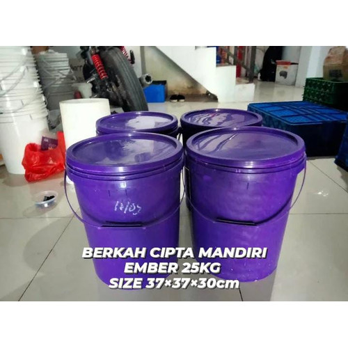 Detail Ember Plastik Biru Nomer 51