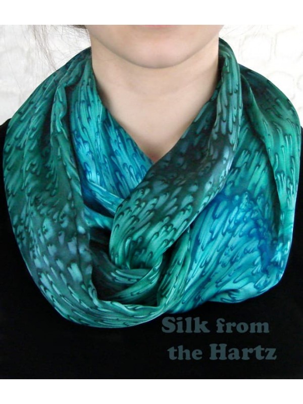 Detail Emerald Green Infinity Scarf Nomer 24