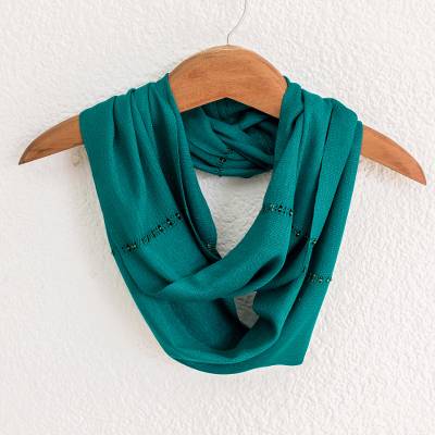 Detail Emerald Green Infinity Scarf Nomer 33