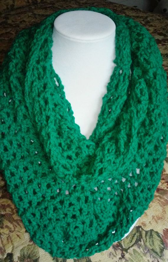 Detail Emerald Green Infinity Scarf Nomer 36
