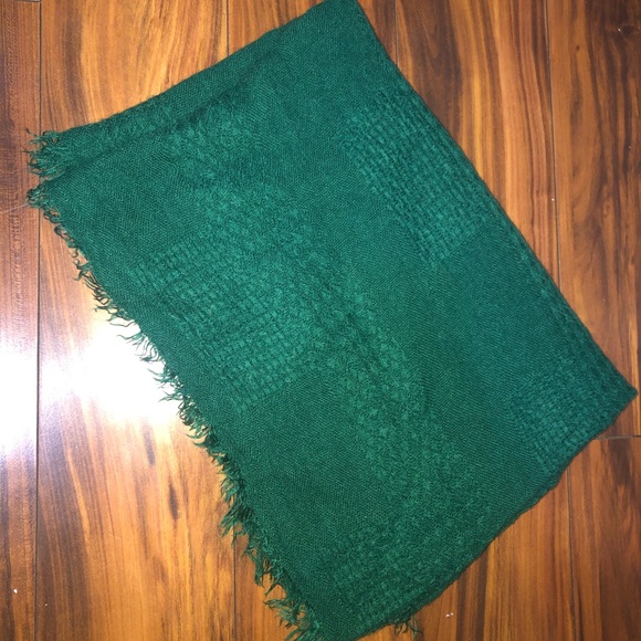 Detail Emerald Green Infinity Scarf Nomer 47