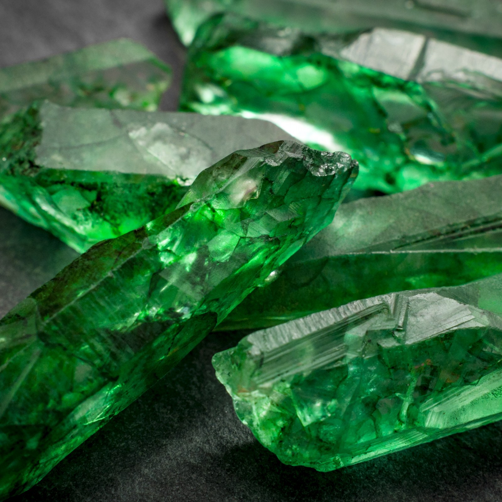 Detail Emerald Image Nomer 19