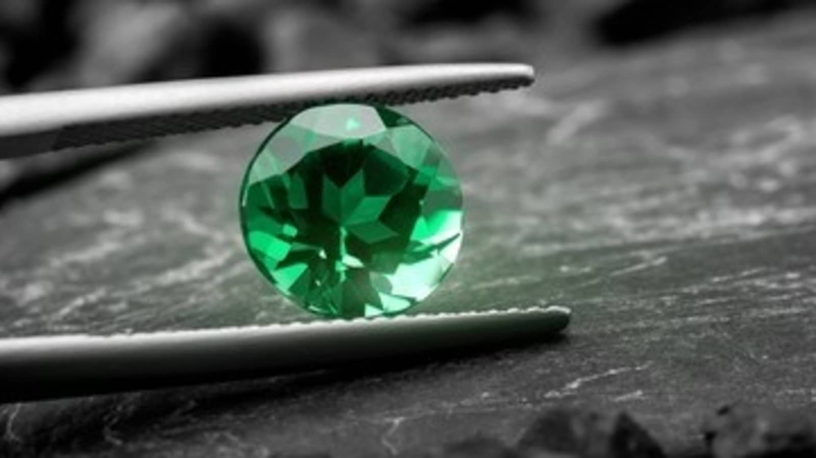 Detail Emerald Image Nomer 32