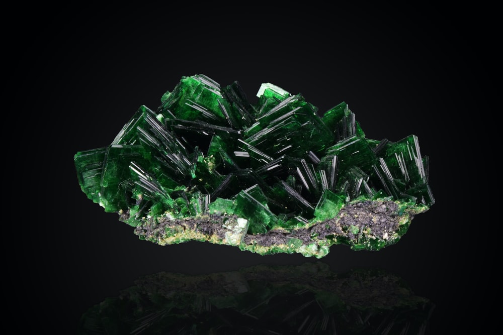 Detail Emerald Image Nomer 44