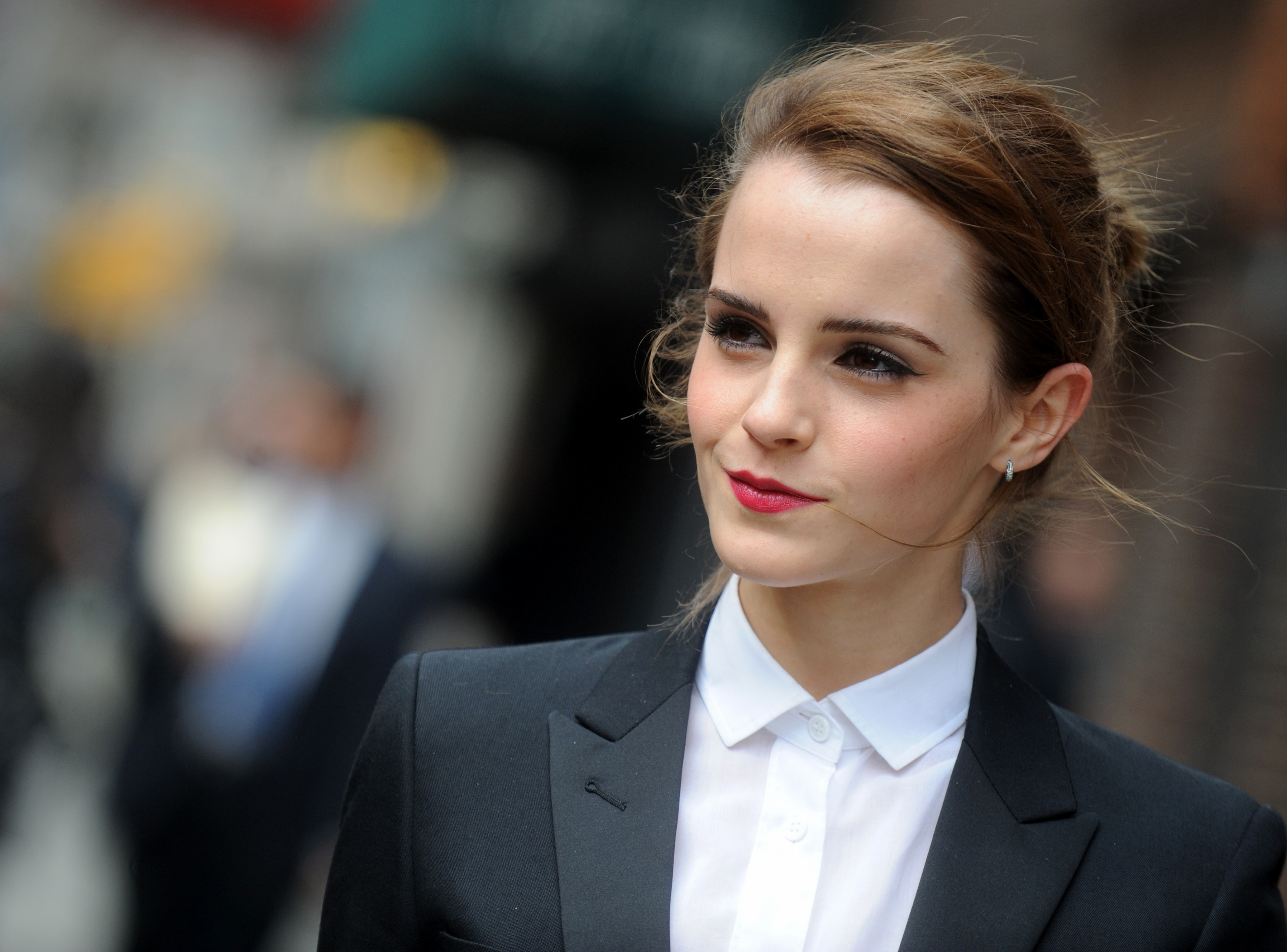 Detail Emma Watson Hd Nomer 3