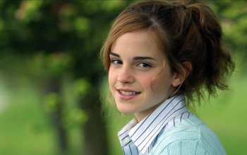 Detail Emma Watson Hd Nomer 40