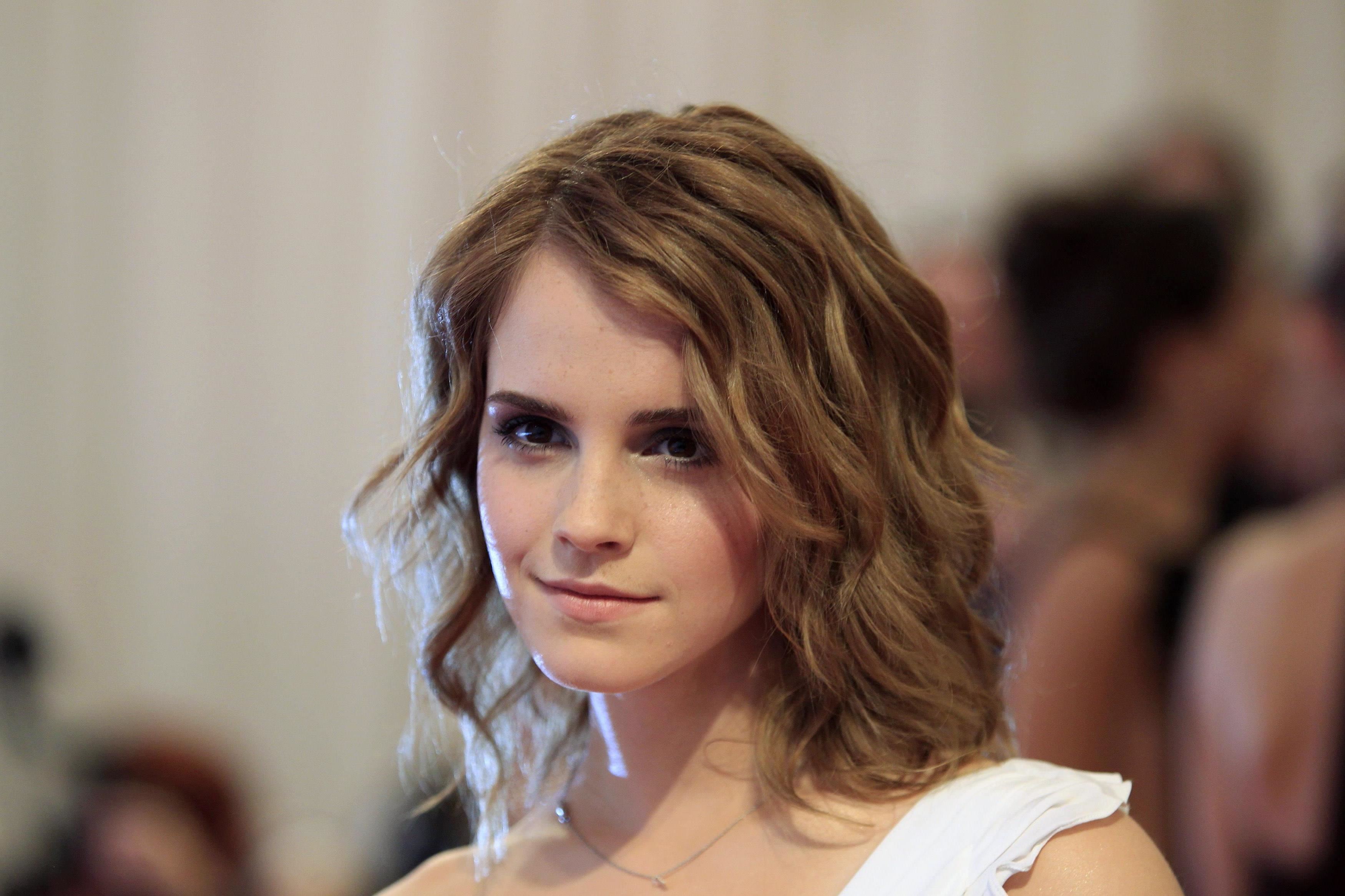 Detail Emma Watson Hd Nomer 54