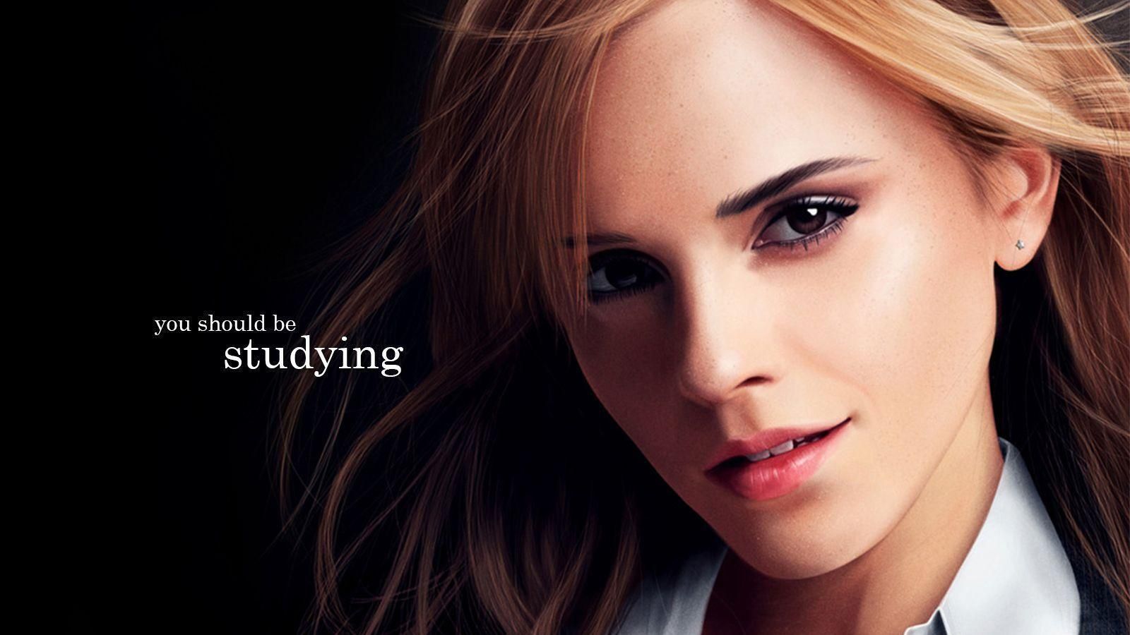 Detail Emma Watson Wallpaper Hd Nomer 20