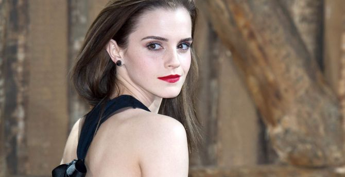 Detail Emma Watson Wallpaper Hd Nomer 54