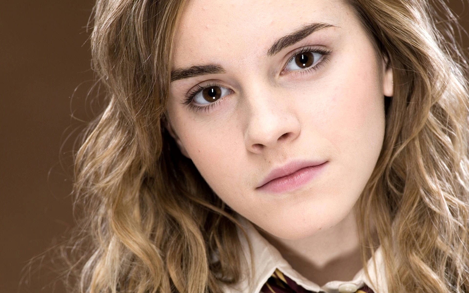 Detail Emma Watson Wallpaper Hd Nomer 10