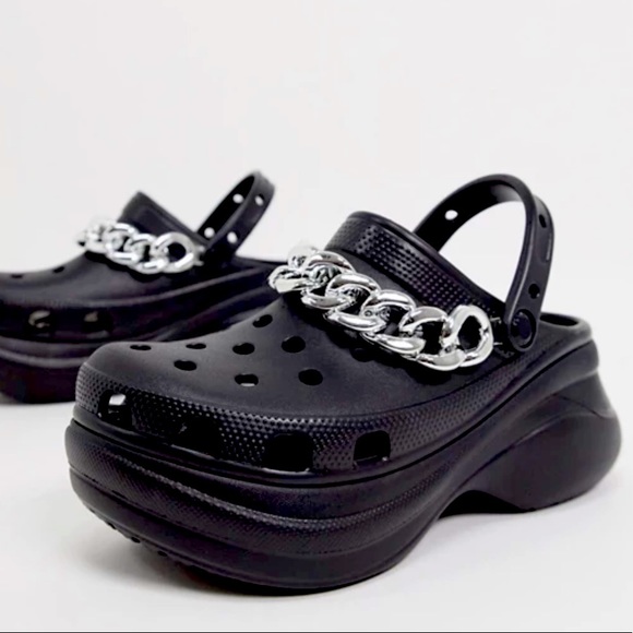 Detail Emo Crocs Nomer 23