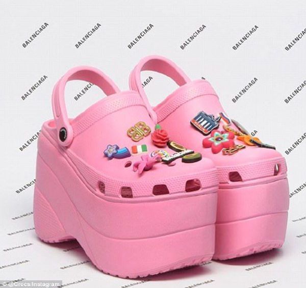 Detail Emo Crocs Nomer 49