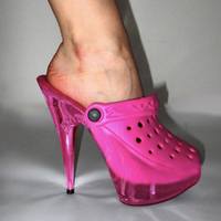 Detail Emo Crocs Nomer 52