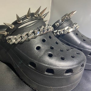 Detail Emo Crocs Nomer 57