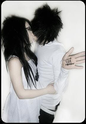 Detail Emo Romantis Nomer 3
