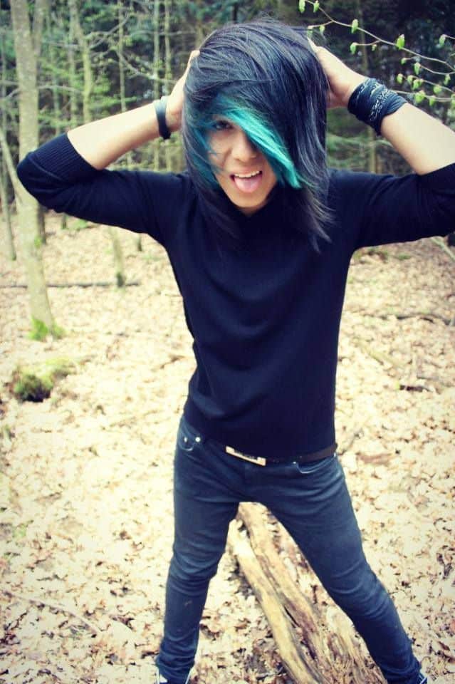 Detail Emo Style Boy Nomer 14