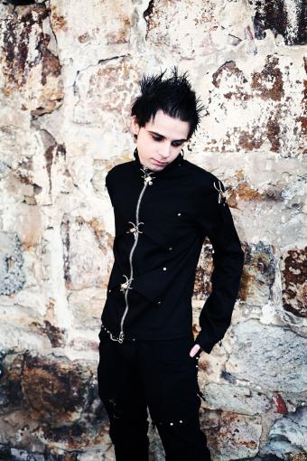 Detail Emo Style Boy Nomer 16