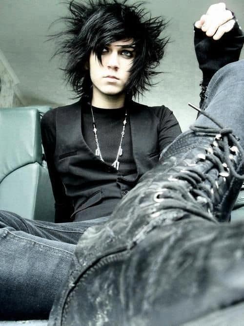 Detail Emo Style Boy Nomer 17
