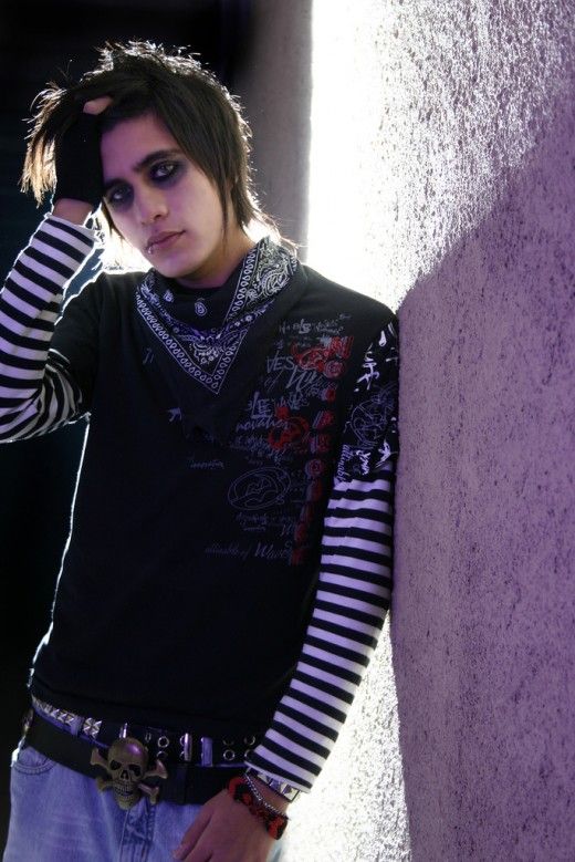 Detail Emo Style Boy Nomer 4