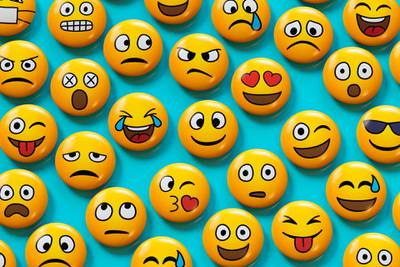 Detail Emoticon Lucu Bbm Nomer 33