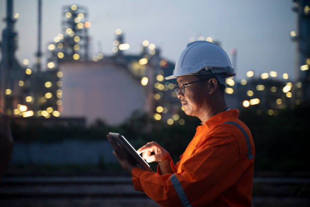 Detail Engineer Worker Nomer 52