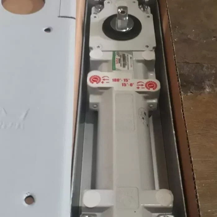 Detail Engsel Pintu Kaca Dorma Nomer 23