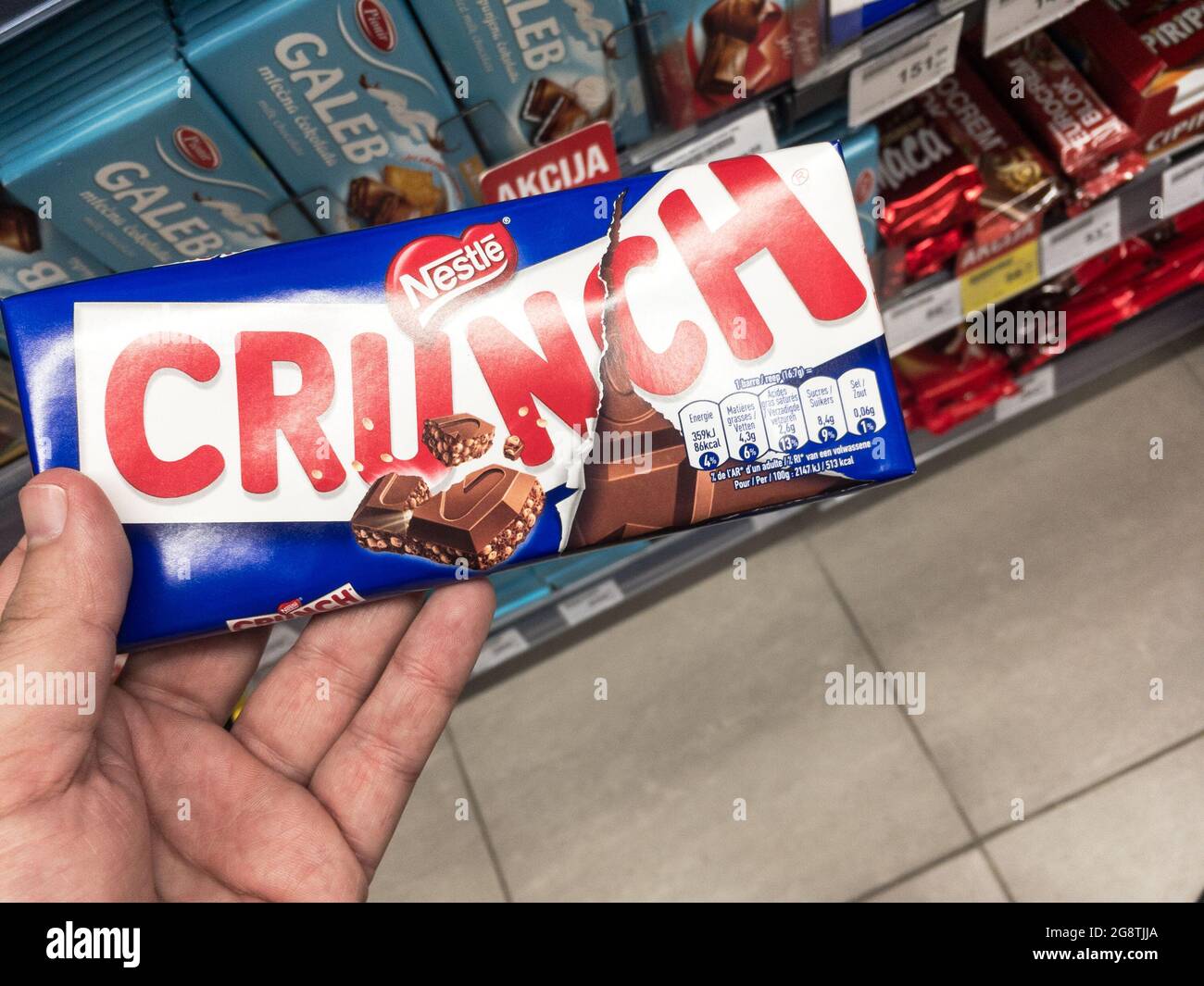 Detail Es Krim Nestle Crunch Nomer 47